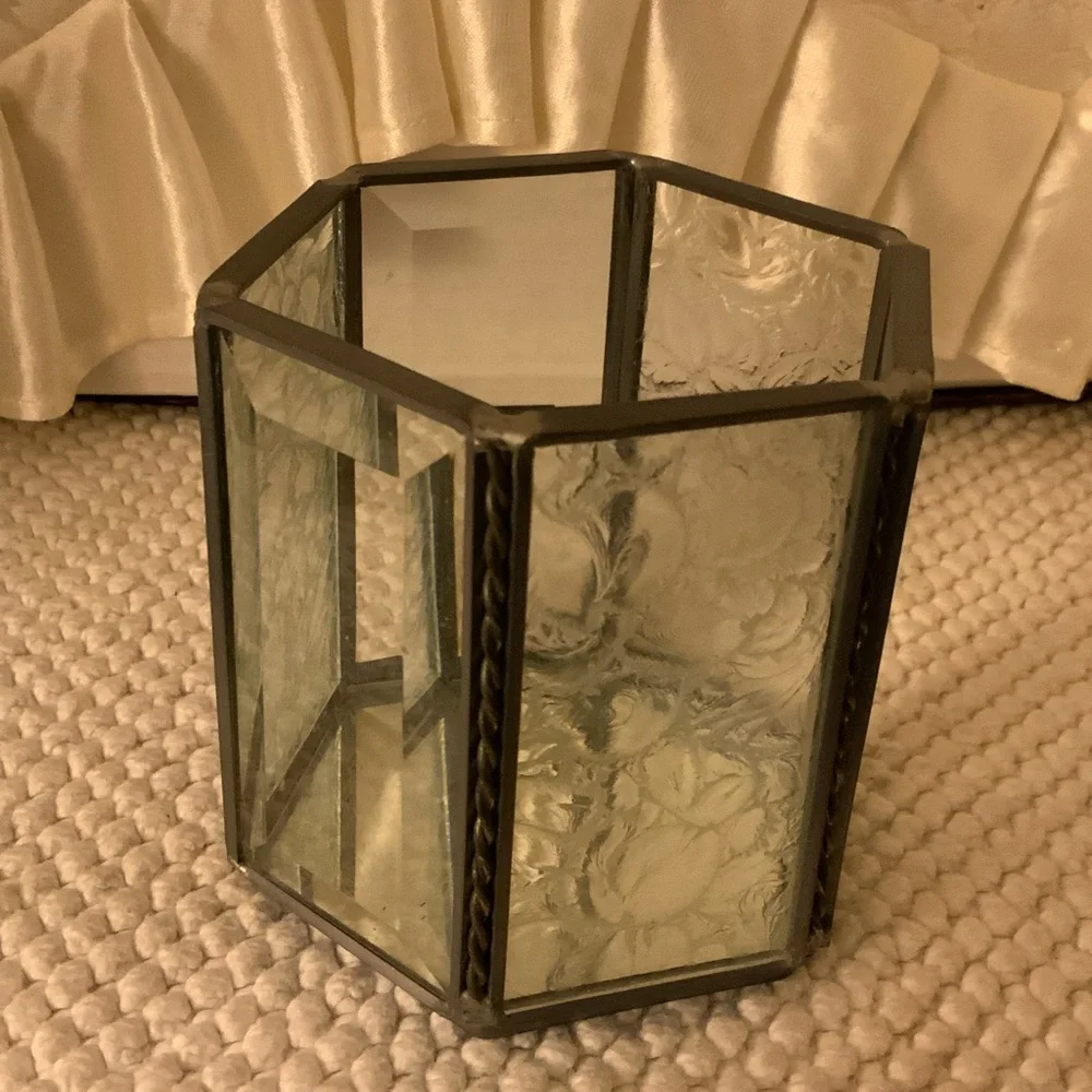 VINTAGE CANDEL HOLDER